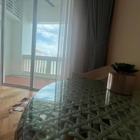 Straits Quay Marina Suites Penang By Aurorahomes Bagan Jermal 외부 사진