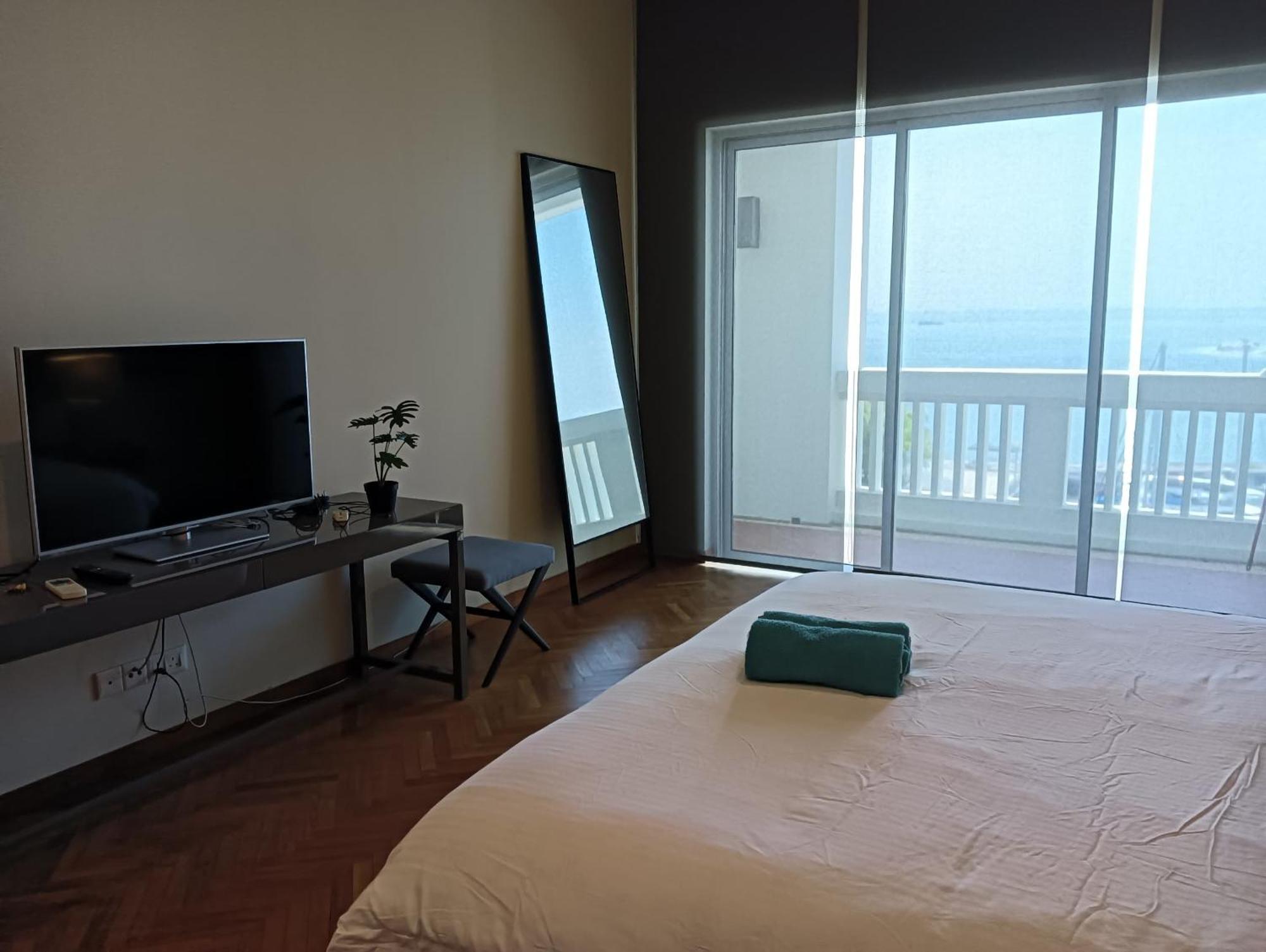 Straits Quay Marina Suites Penang By Aurorahomes Bagan Jermal 외부 사진