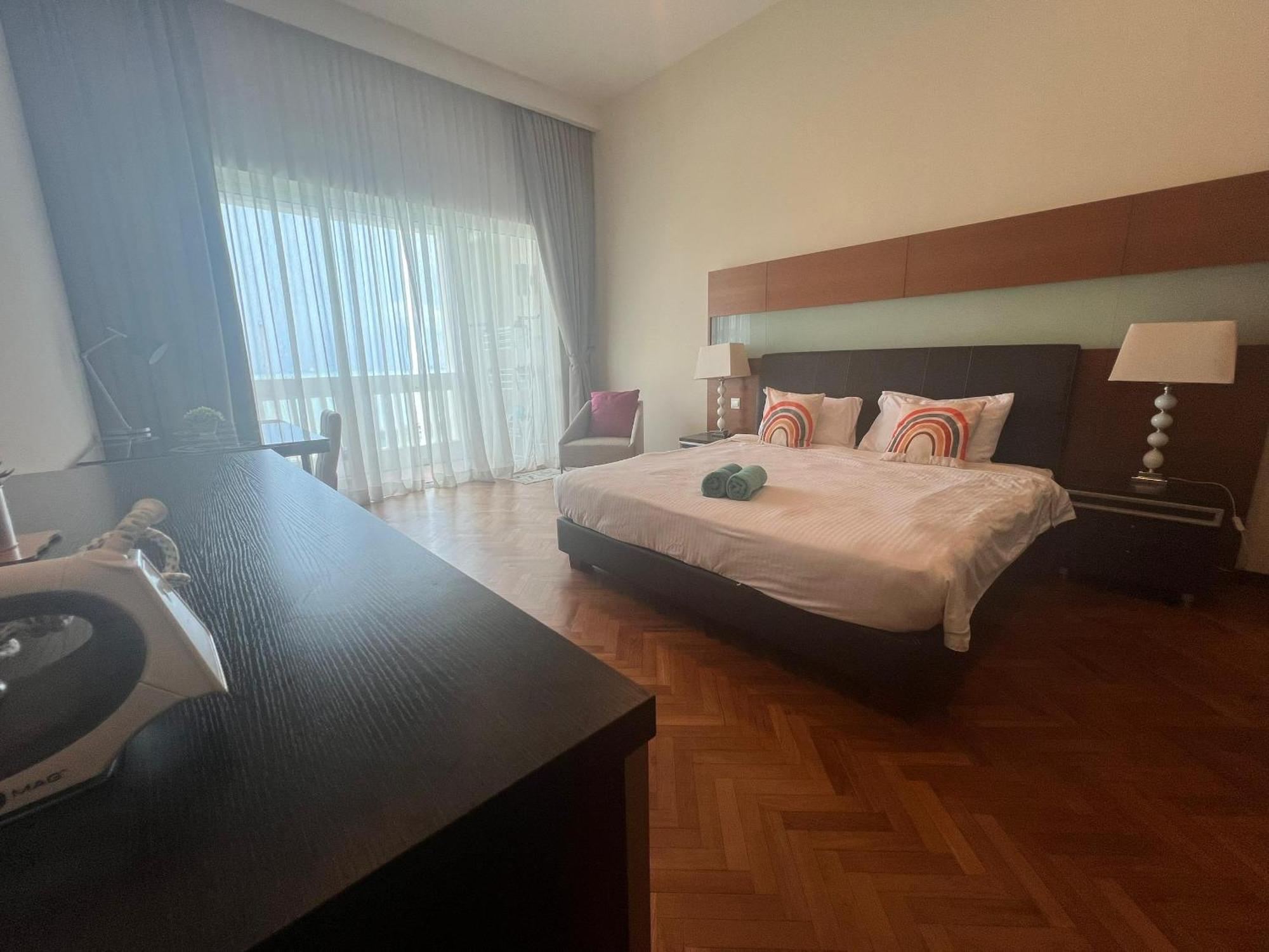 Straits Quay Marina Suites Penang By Aurorahomes Bagan Jermal 외부 사진