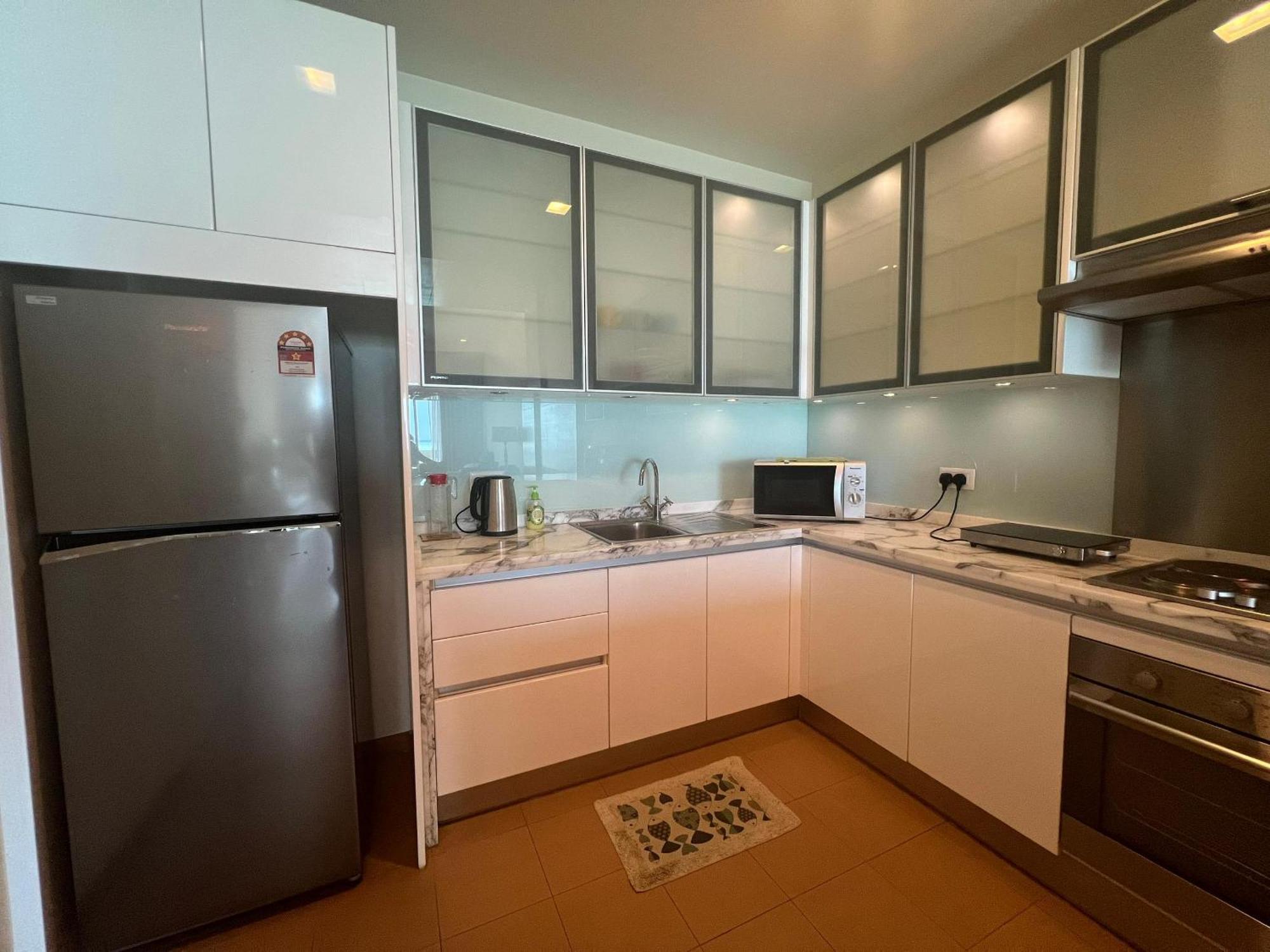 Straits Quay Marina Suites Penang By Aurorahomes Bagan Jermal 외부 사진