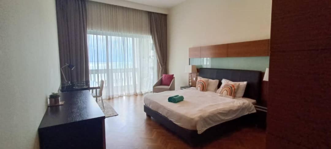 Straits Quay Marina Suites Penang By Aurorahomes Bagan Jermal 외부 사진